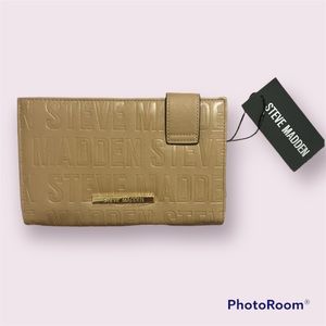 Steve Madden wallet